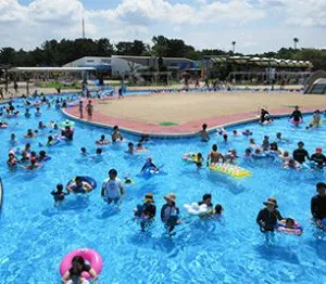 3年ぶりにオープン！海の中道サンシャインプール